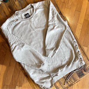 nANA judy - Men's Beige Crewneck Sweater